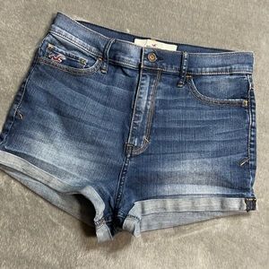 Hollister High Waisted Cuffed Jean Shorts